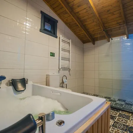 Woodlodge Country Hotell 3*