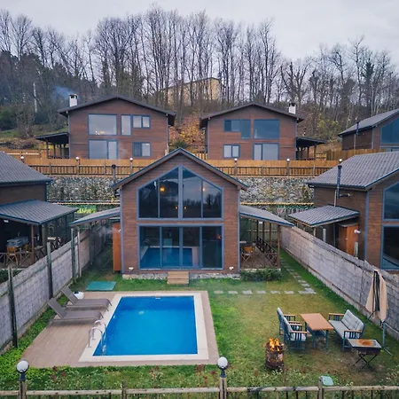 Woodlodge Country 호텔 *