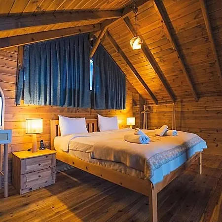 Hotel Woodlodge Country
