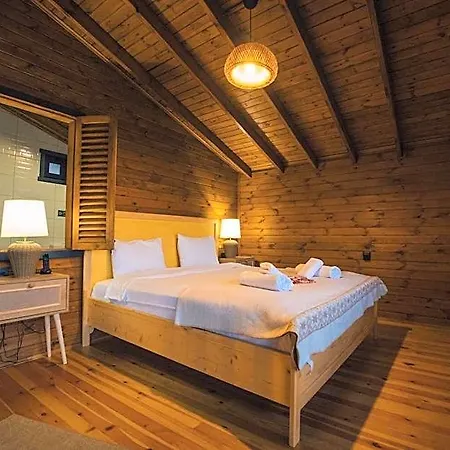 Hotel Woodlodge Country